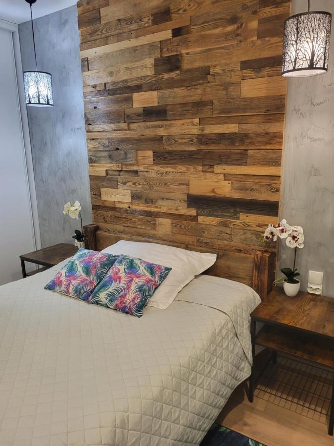 Apartamenty Gusto 奥斯特罗达 外观 照片